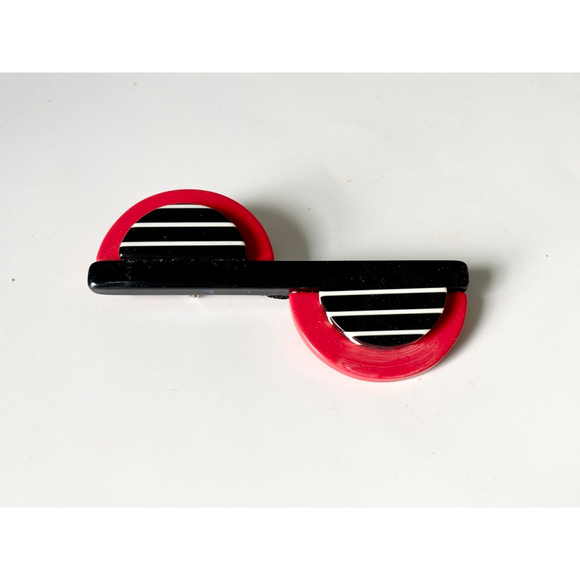 Retro Vintage Black Red White Lucite Plastic Brooch, Mid Century Atomic Era Pin - Picture 5 of 5
